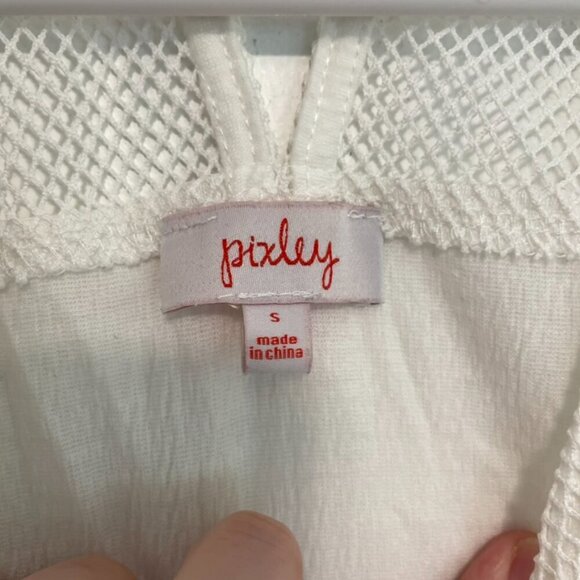 PIXLEY STITCH FIX STITCHFIX Solid White / Ivory ish Mixed Media Crochet Tank Top - Picture 4 of 11